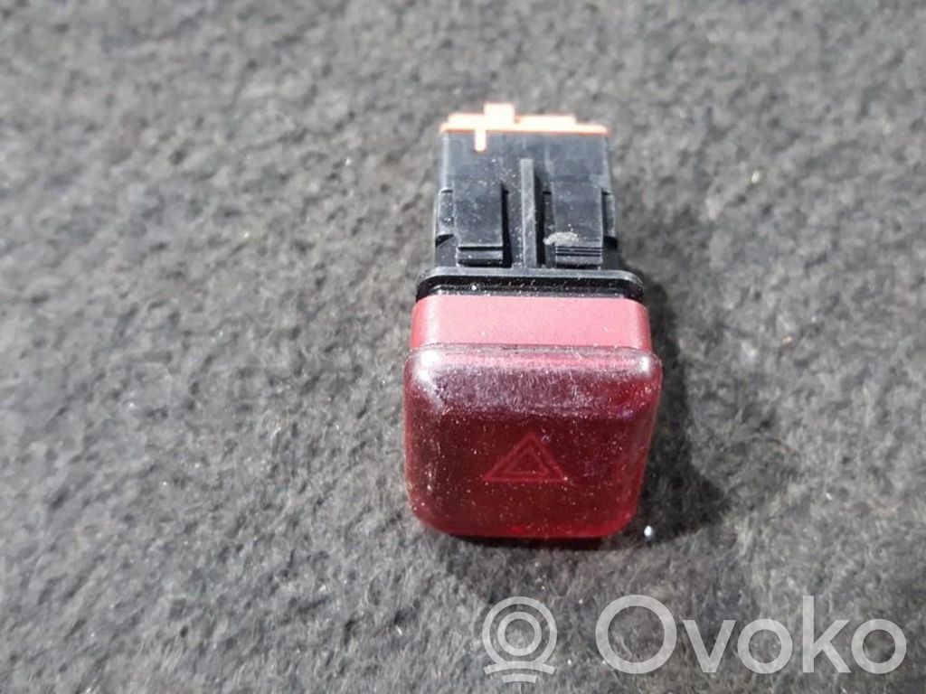 Botón interruptor de luz de peligro   96628855JK,0068767,0068767,96628855JK
