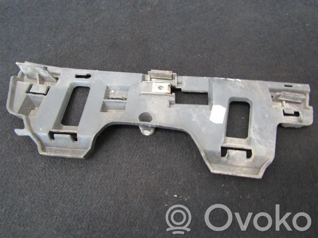 Volvo S40, V40 Uchwyt / Mocowanie zderzaka tylnego 