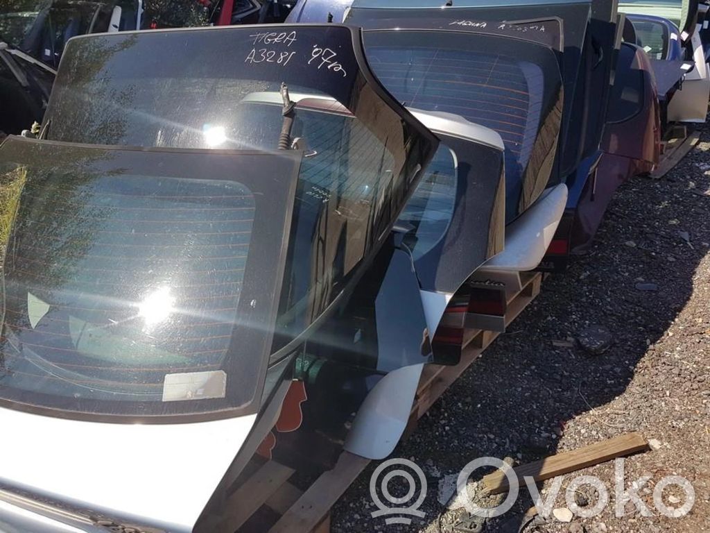 Mitsubishi Carisma Portellone posteriore/bagagliaio 
