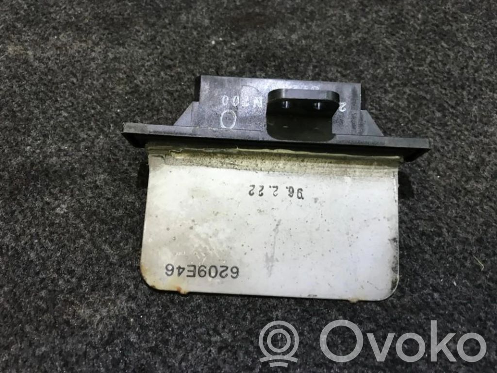 Nissan Almera Résistance moteur de ventilateur de chauffage