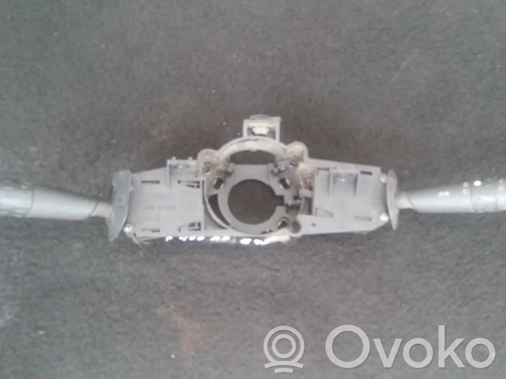 Peugeot 406 Leva/interruttore dell’indicatore di direzione e tergicristallo 