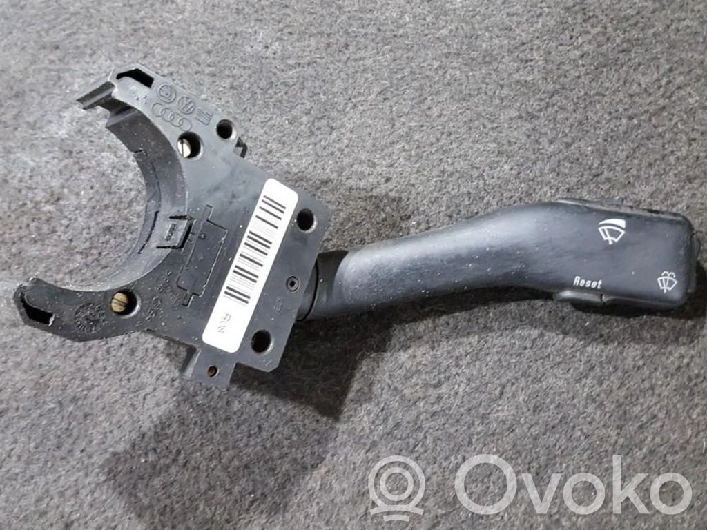 Volkswagen PASSAT B5.5 Leva comando tergicristalli 