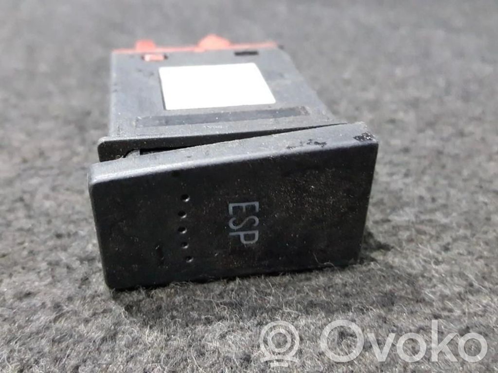 Bouton interrupteur programme de stabilité ESP   3B0927134A,3B0927134A