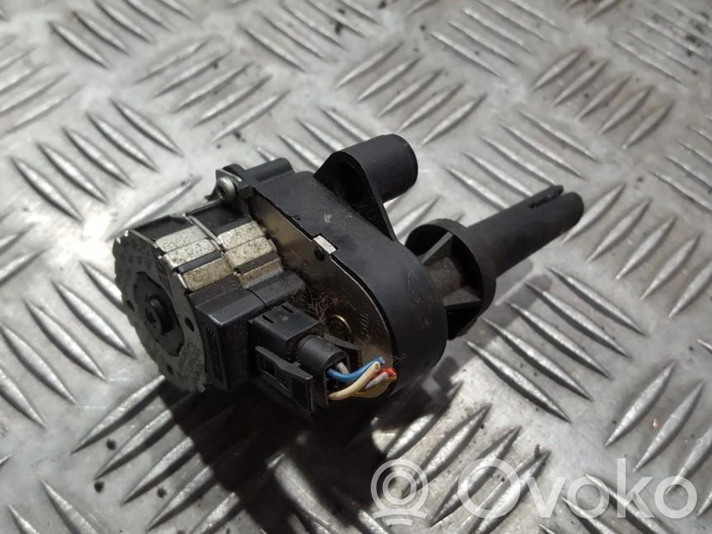 Motor/actuator clapetă aer   7M0907511B,7M0907511B