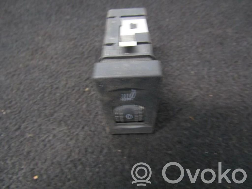Interruptor de calefacción del asiento   3B0963564C,3B0963564C