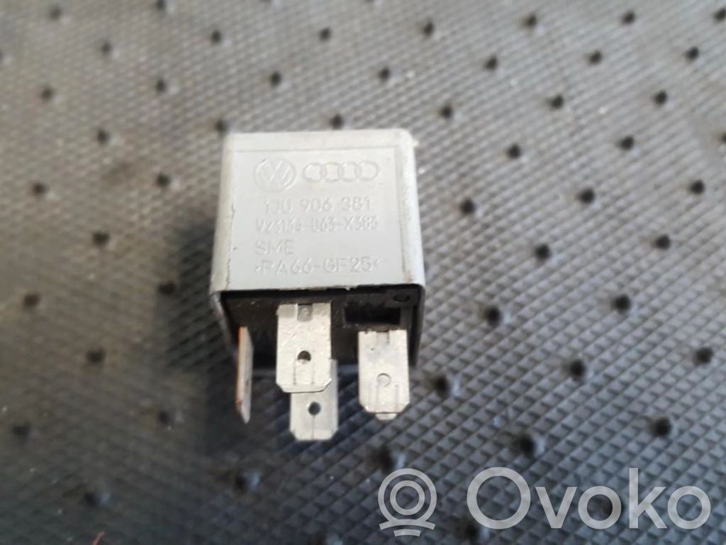 Altri relè   1J0906381,V23134B63X383,1J0906381,V23134B63X383,V23134B63X383