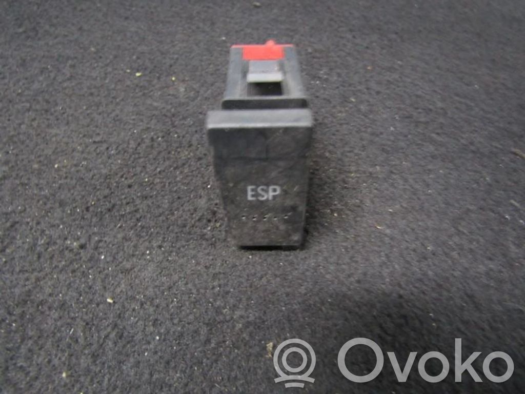 Bouton interrupteur programme de stabilité ESP   3B0927134A,3B0927134A