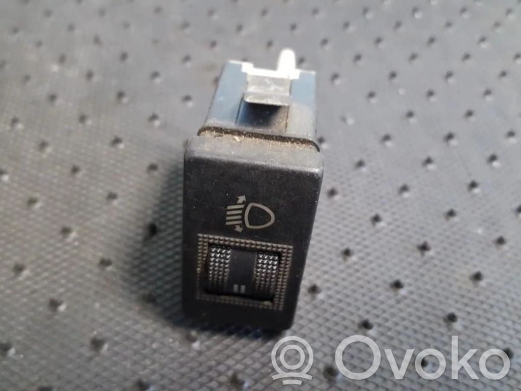 Audi A4 S4 B5 8D Bouton commande réglage hauteur de phares