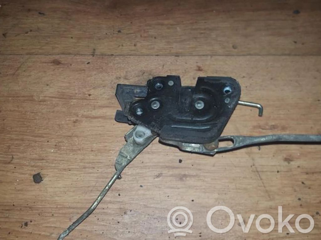 Hyundai Accent Etuoven lukko