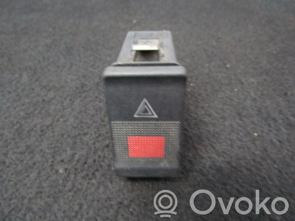 Comutator lumini pericol   4A0941509A,4A0941509A