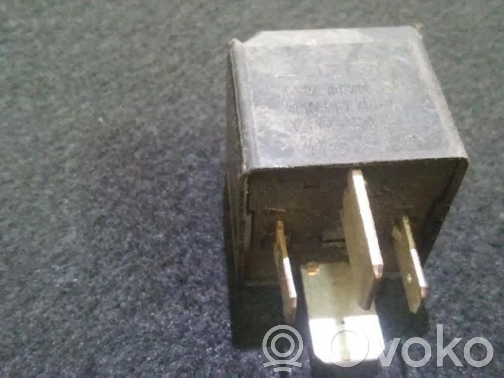 Otros relés   7M0951253A,7M0951253A