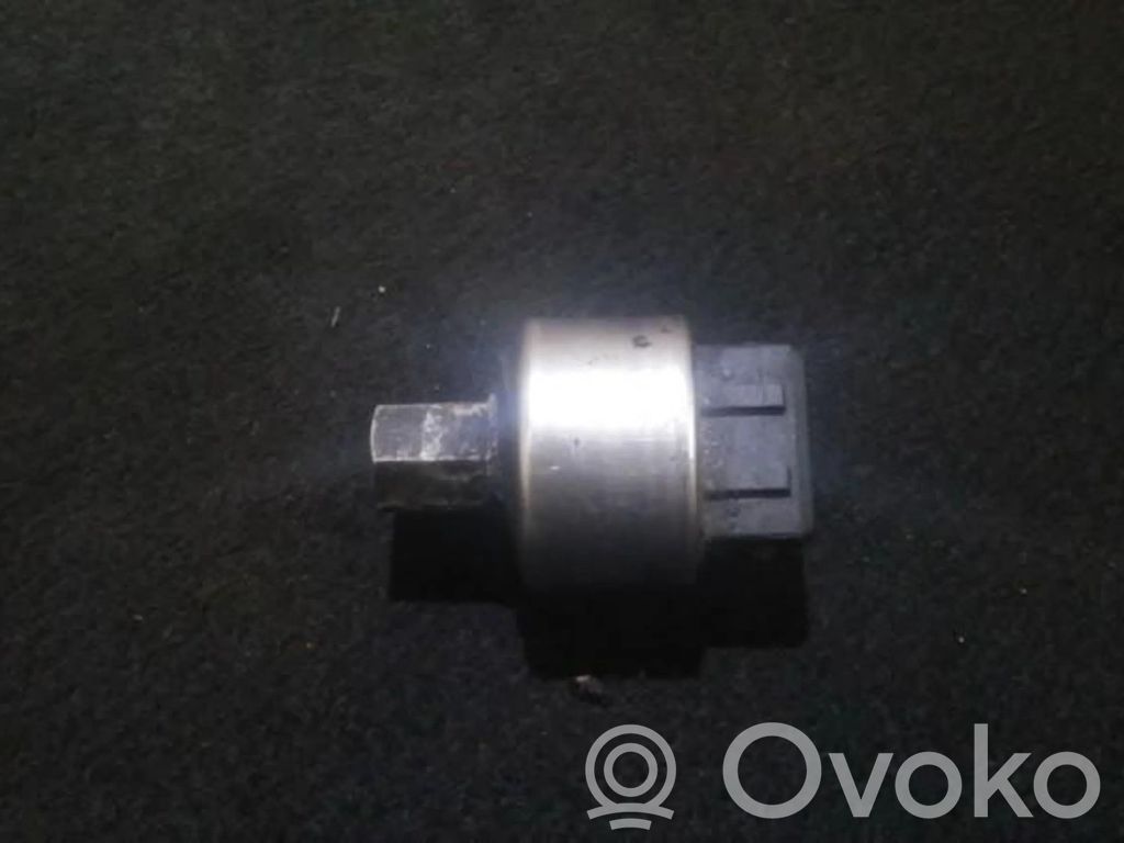 Air conditioning (A/C) pressure sensor