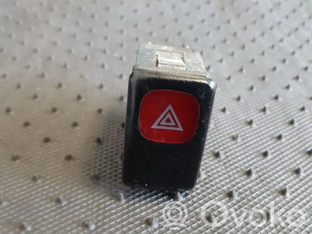 Volkswagen Golf II Comutator lumini pericol 