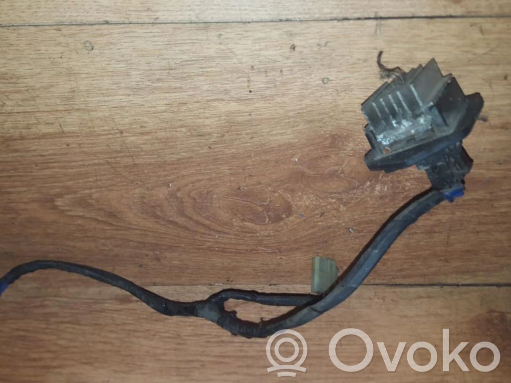 KIA Clarus Heater blower motor/fan resistor 