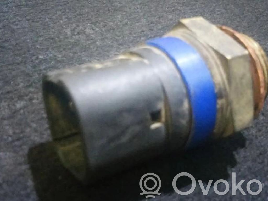 Renault Laguna I Sensor Kühlmittelstand 