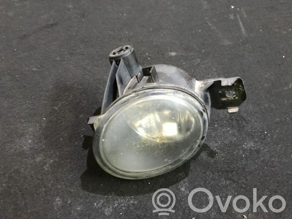 Miglas lukturis priekšā   13101610,63176924655,13101610,63176924655