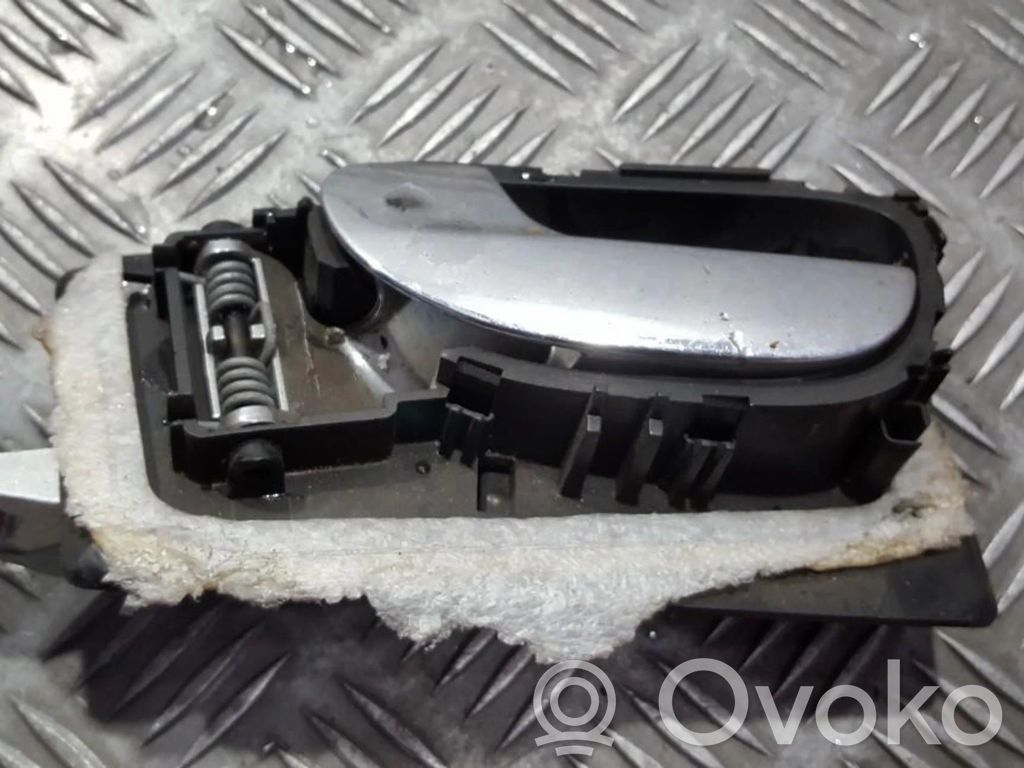 Peugeot 307 Manecilla interna puerta trasera 