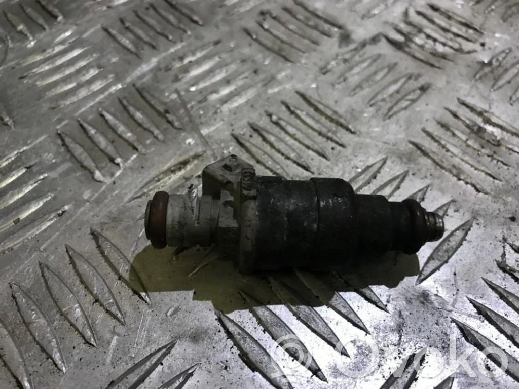 Audi 80 90 B3 Injecteur de carburant 