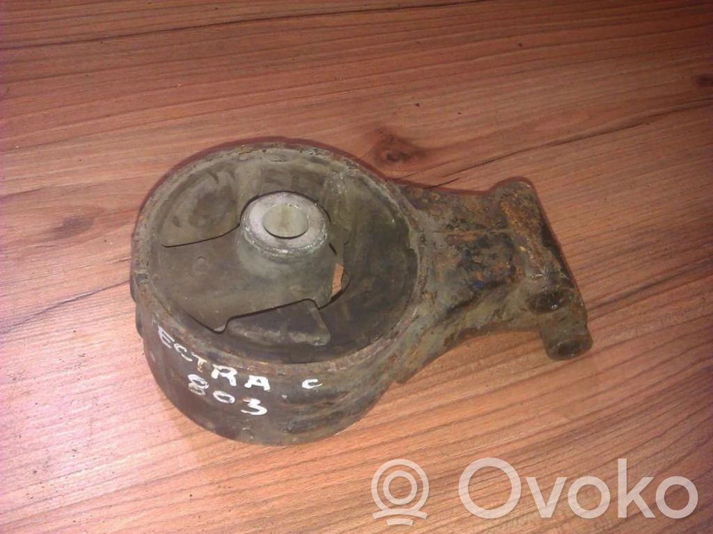 Opel Vectra C Engine mount bracket 