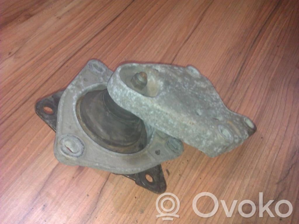 Renault Laguna I Engine mount bracket 