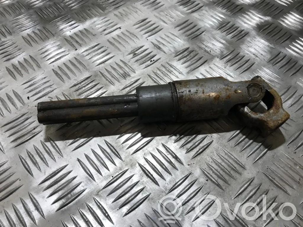 Steering column universal joint