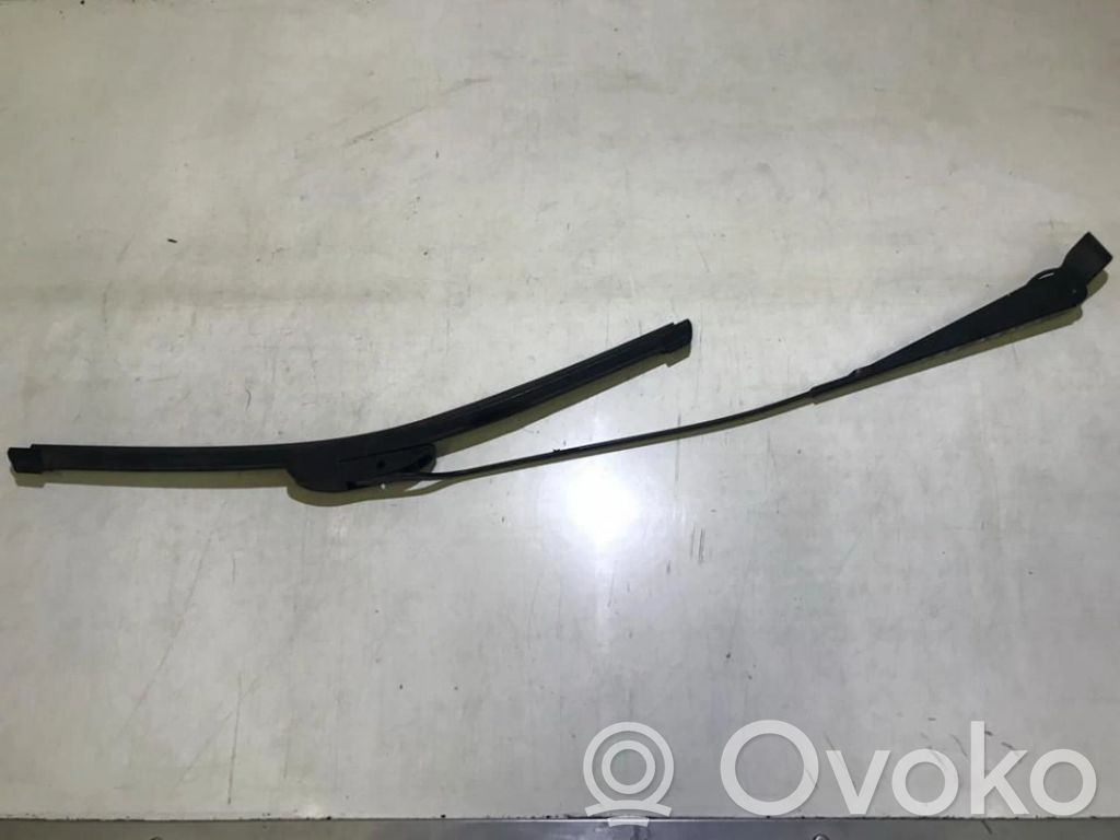 Opel Tigra A Etupyyhkimen sulan varsi 