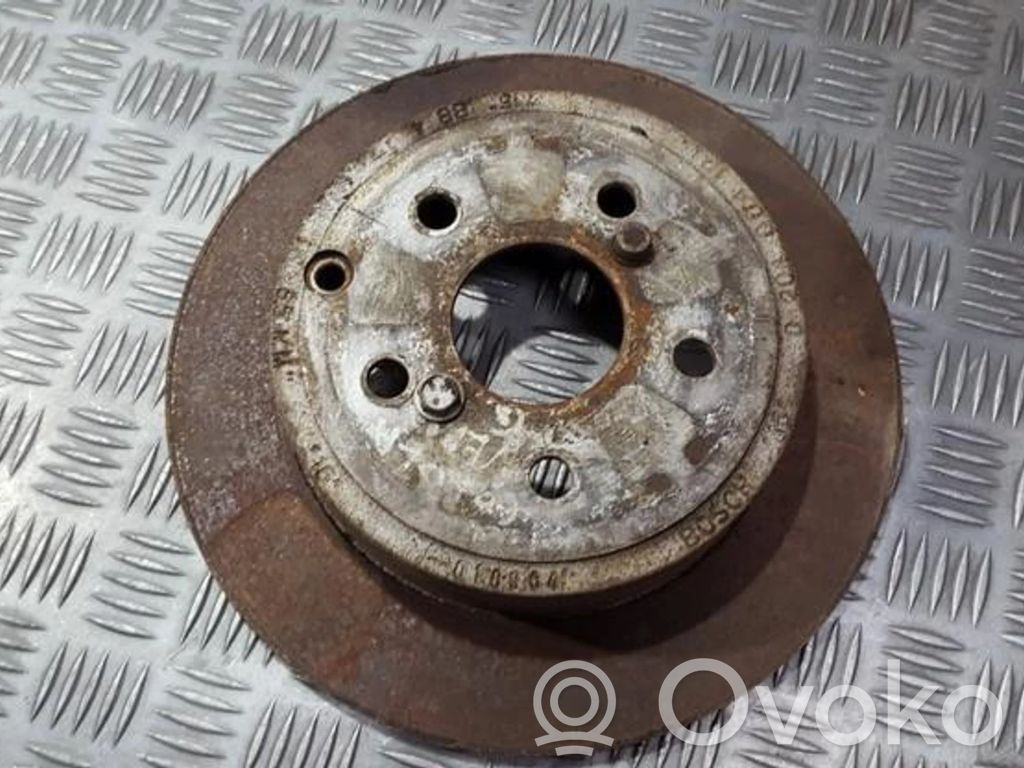 Toyota Corolla Verso AR10 Tarcza hamulca tylnego