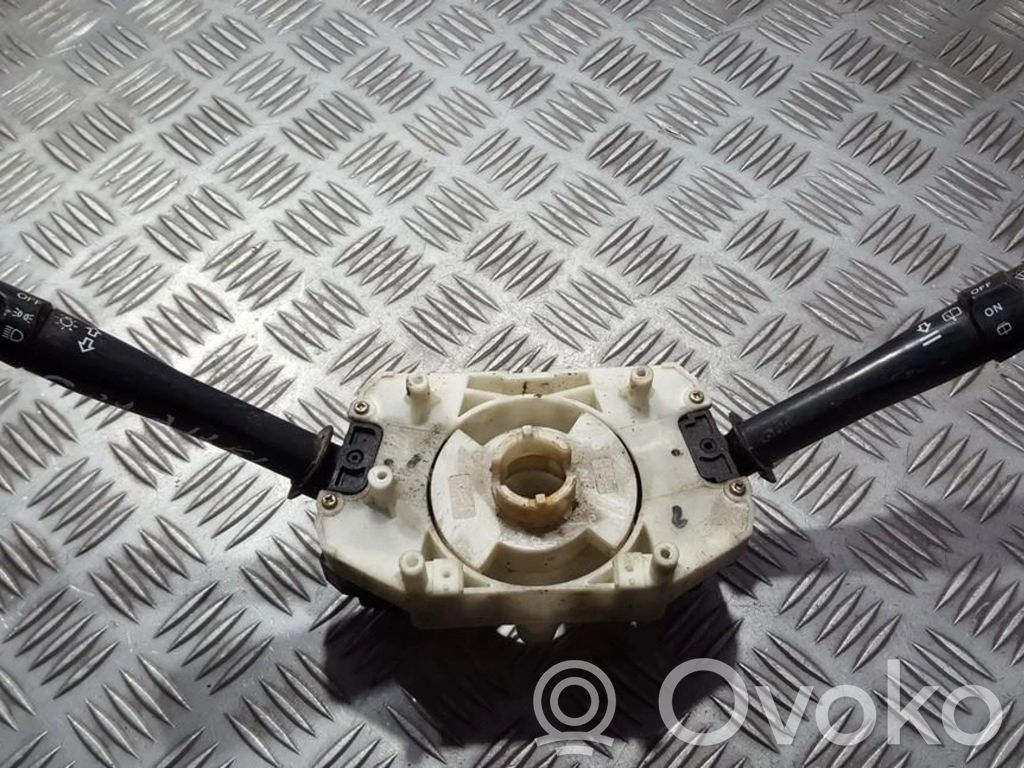 Honda CR-V Wiper turn signal indicator stalk/switch 