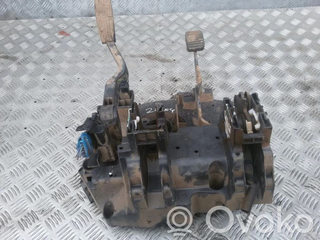 Peugeot Bipper Pedal del acelerador 