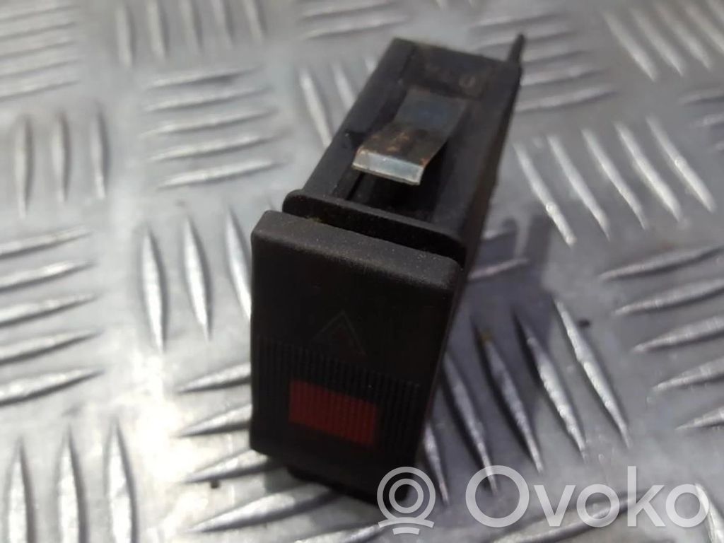 Audi 80 90 S2 B4 Comutator lumini pericol 