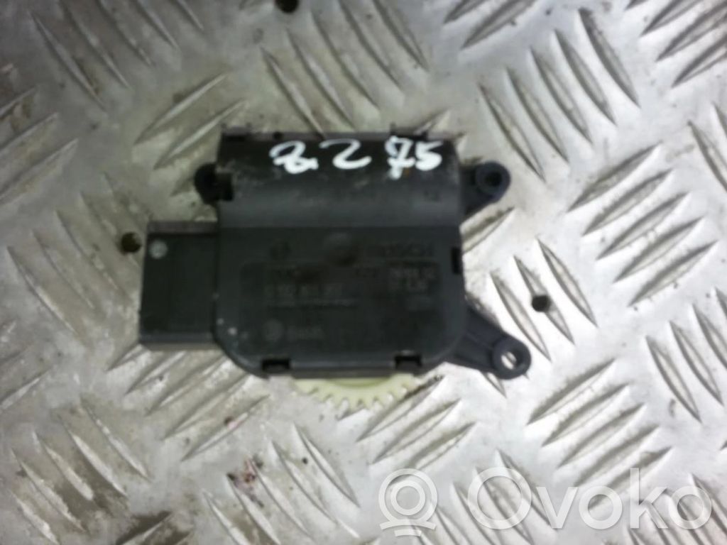 Seat Ibiza III (6L) Moteur / actionneur de volet de climatisation