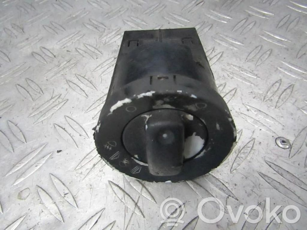 Interruptor de luz   8E0941531A,04053520,04053520,8E0941531A