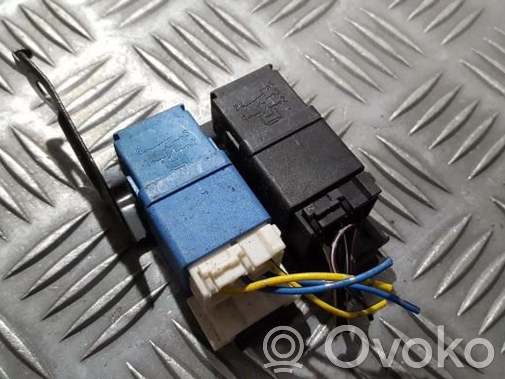 Otros relés   252309F920,252309F920