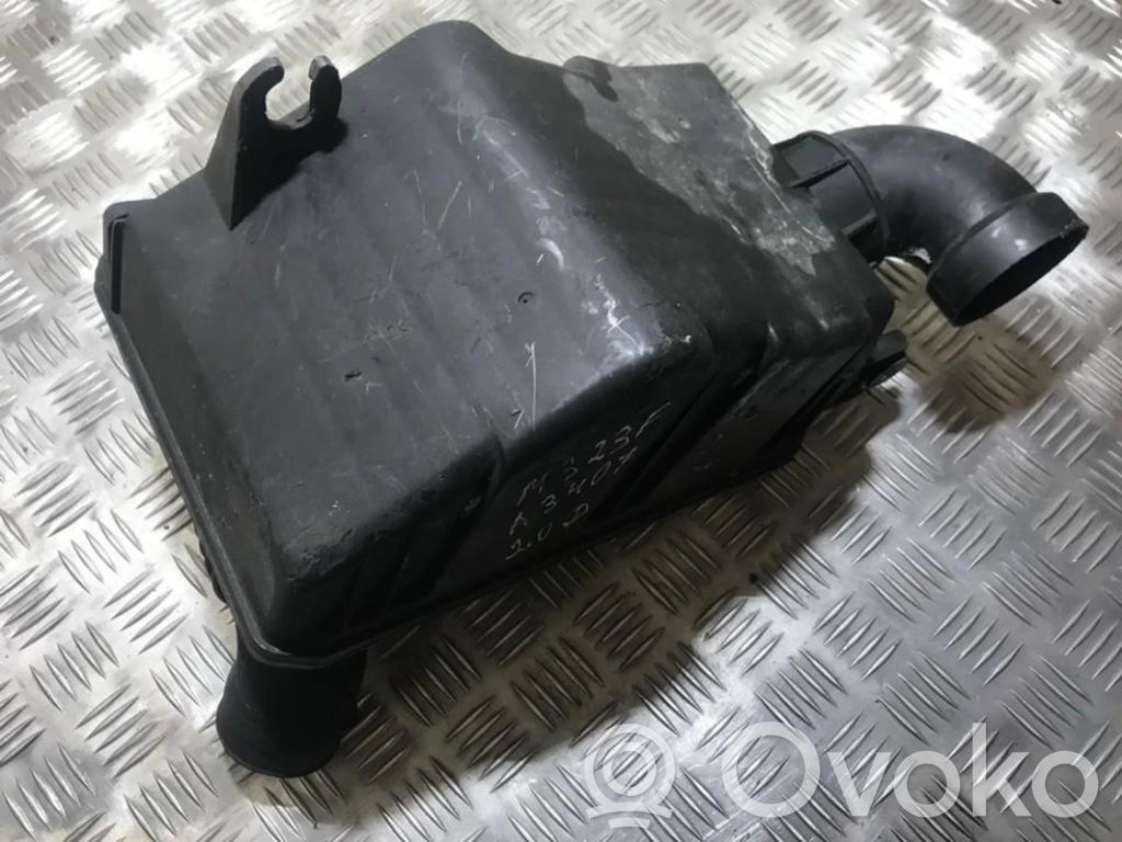 Mazda 323 F Luftfilterkasten 