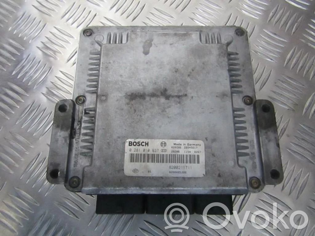 Unidad de control/módulo del motor   0281010637,8200211711,0281010637,8200085386,8200211711