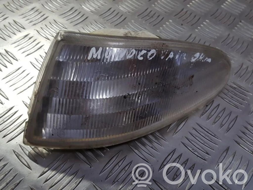 Ford Mondeo MK I Kierunkowskaz przedni 