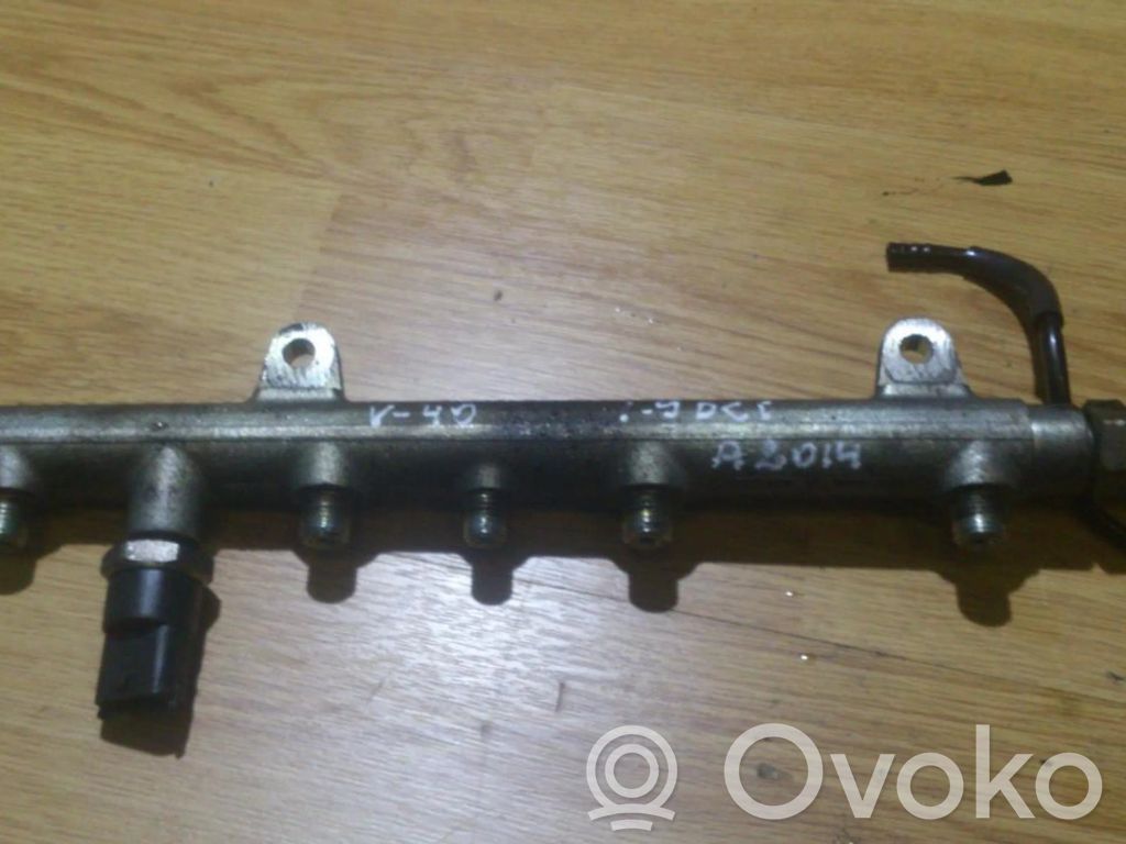Volvo S40, V40 Linea principale tubo carburante