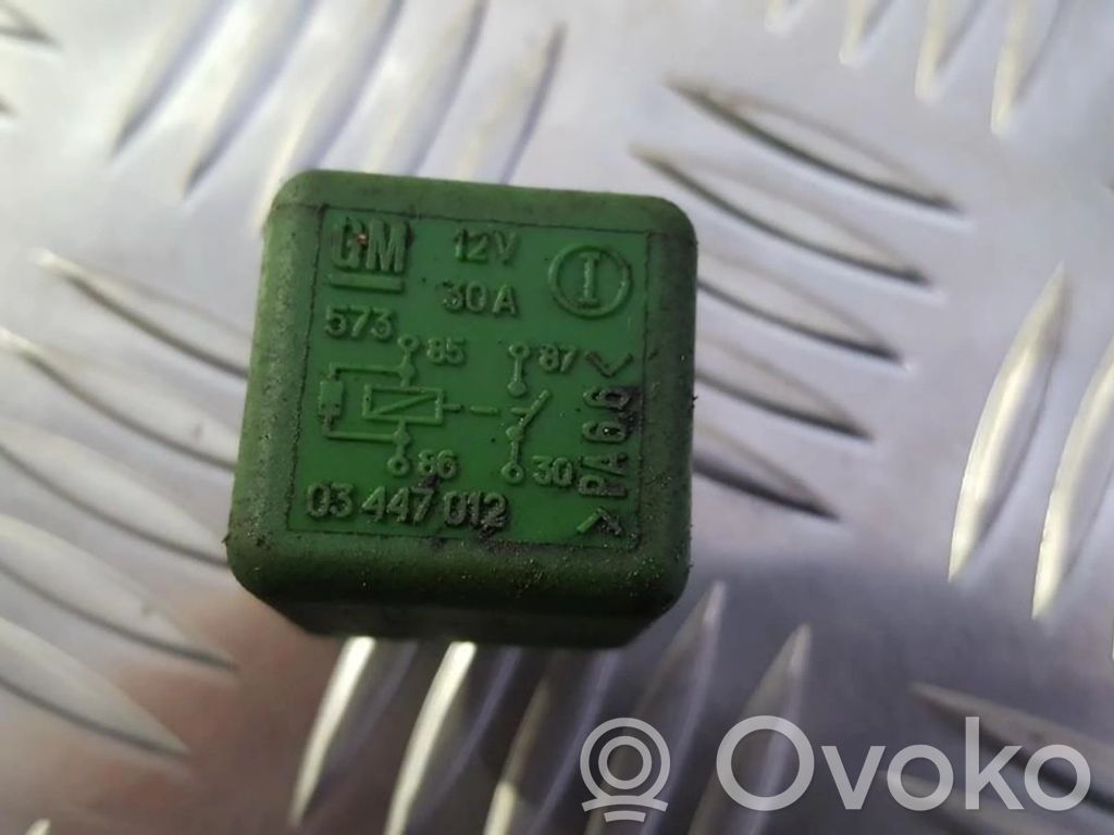 Autres relais   03447012,12V30A573,03447012,12V30A573