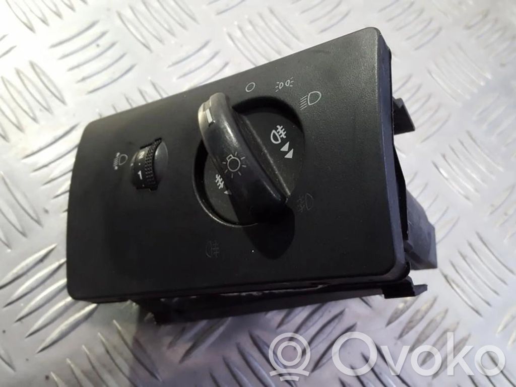 Ford Mondeo Mk III Comutator lumini 