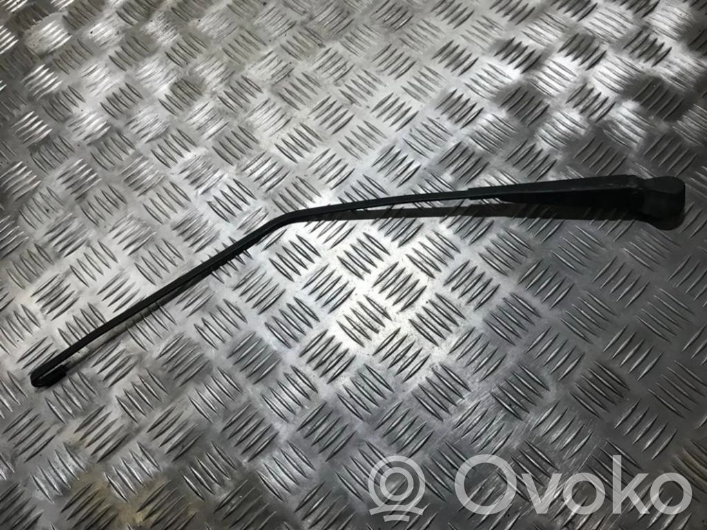 Opel Vectra B Ramię wycieraczki szyby tylnej 