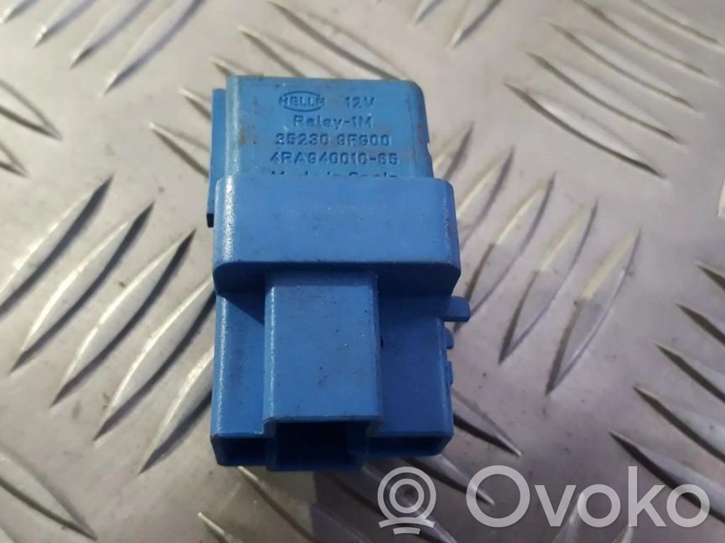 Nissan Primera Alte relee 