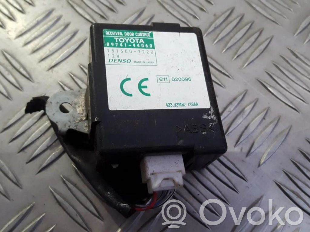 Toyota Avensis Verso Unitate/modul comandă uși 