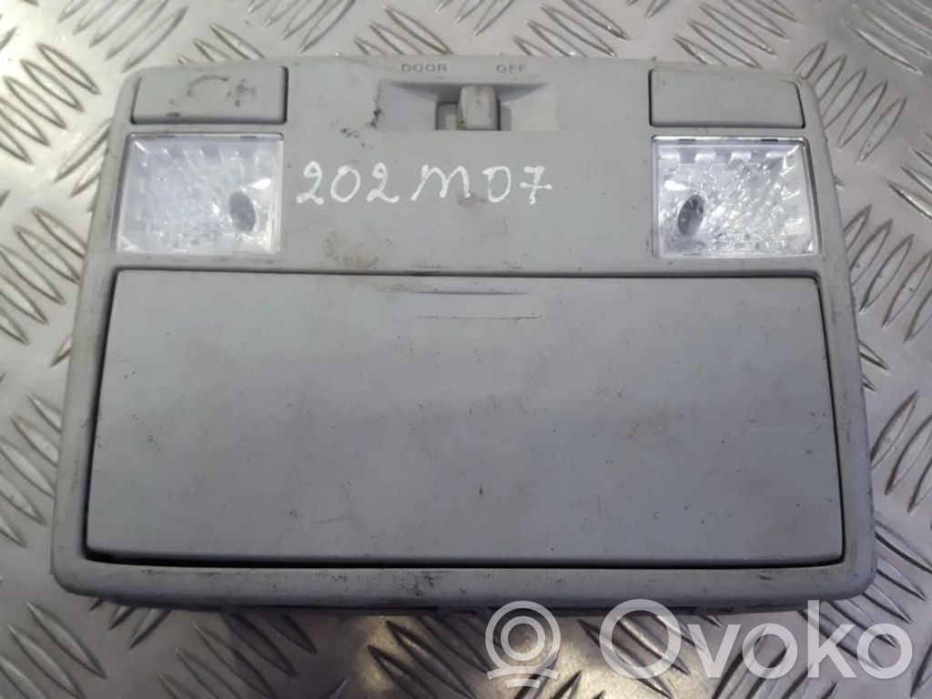 Etuistuimen valo   GK2A69970,GK2E69970,GK2A69970,GK2E69970