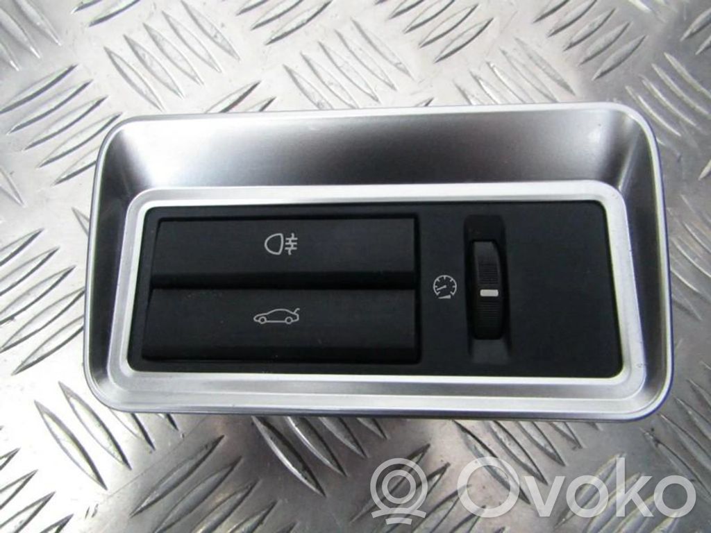 Tailgate opening switch   DX2311654AA,10100474,10100474,10400976890,DX2311654AA