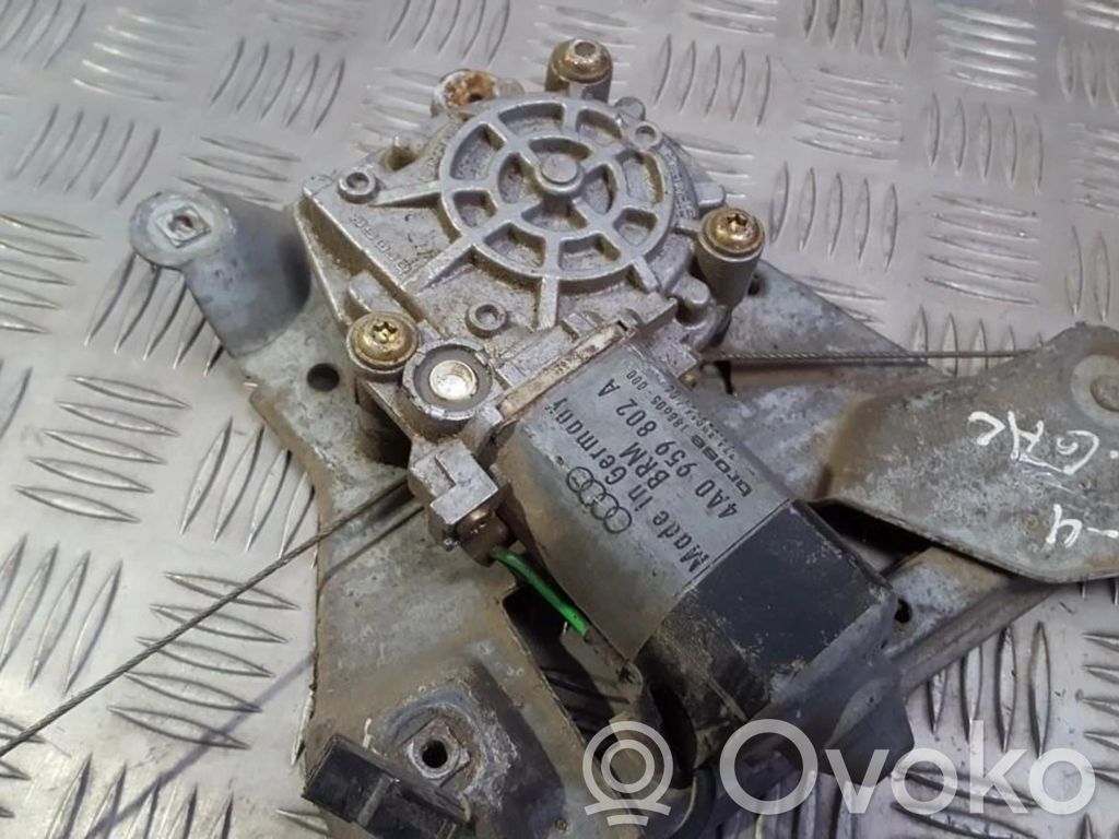 Audi 100 S4 C4 Motorino alzacristalli della portiera posteriore 