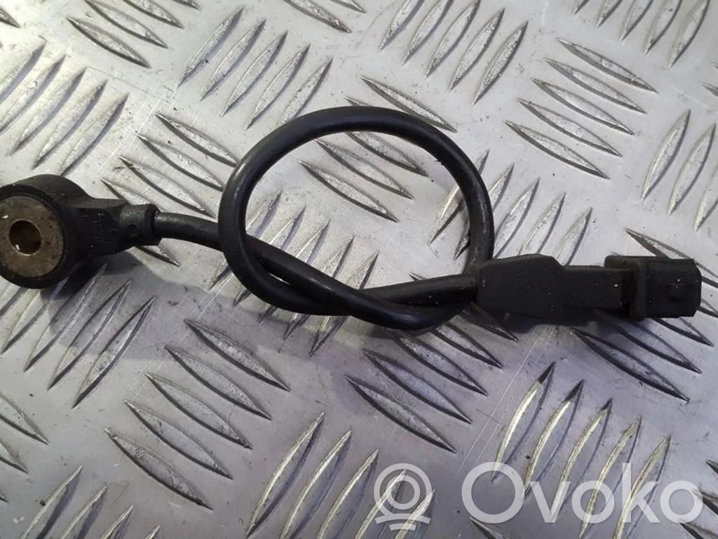 Opel Omega B1 Klopfsensor 