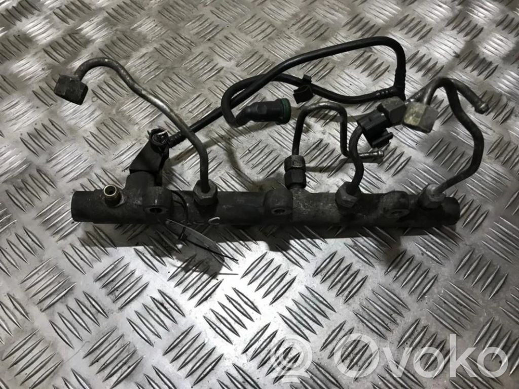 Peugeot 307 Rampă alimentare injectoare 