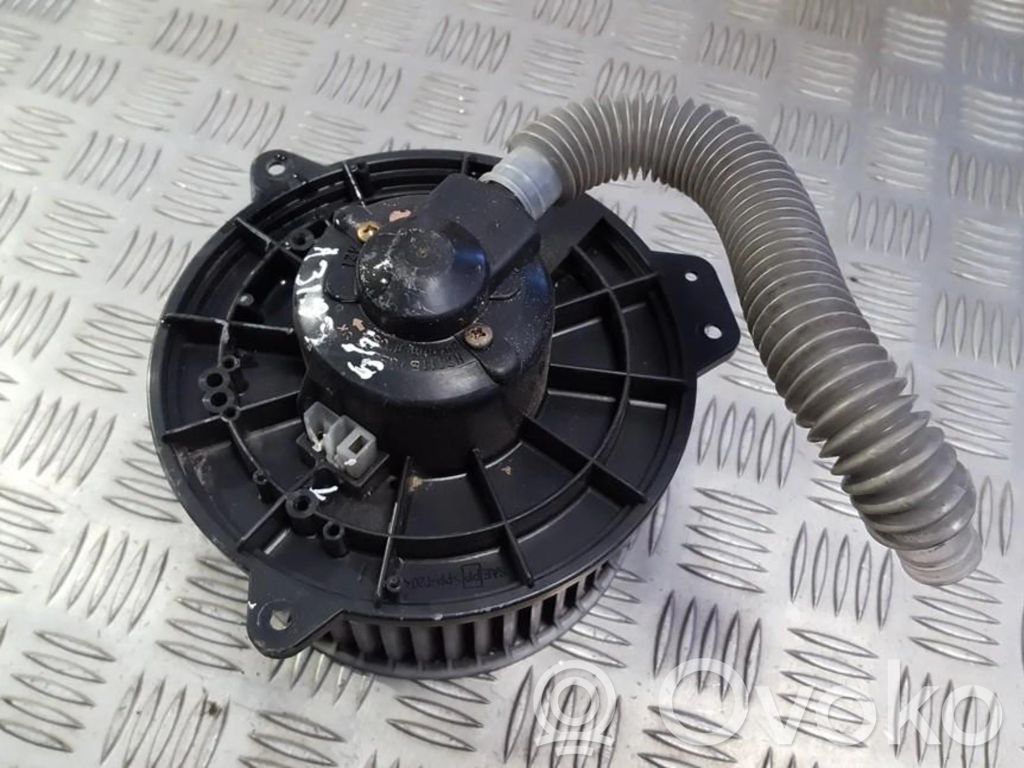 Mazda 323 F Ventilator aerotermă 