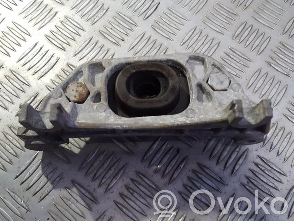 Renault Megane II Supporto di montaggio del motore