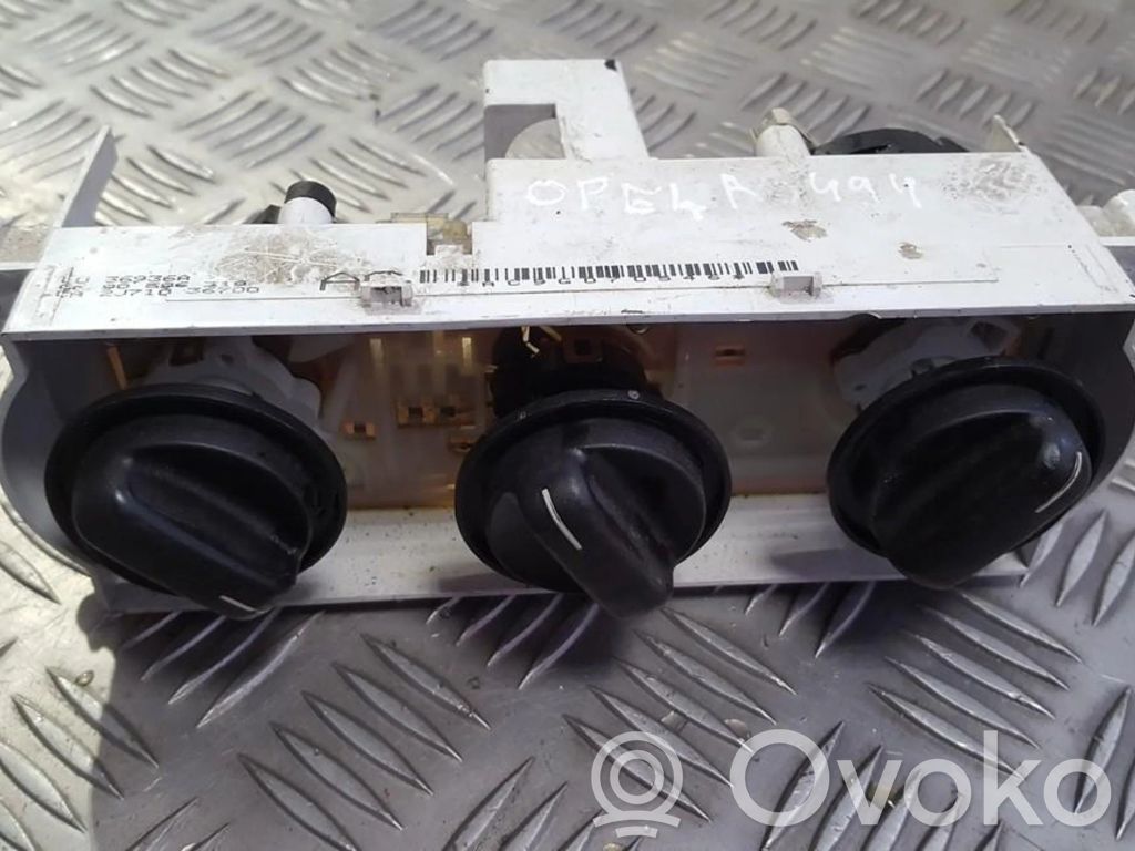 Opel Vectra B Unitate control climatizare 